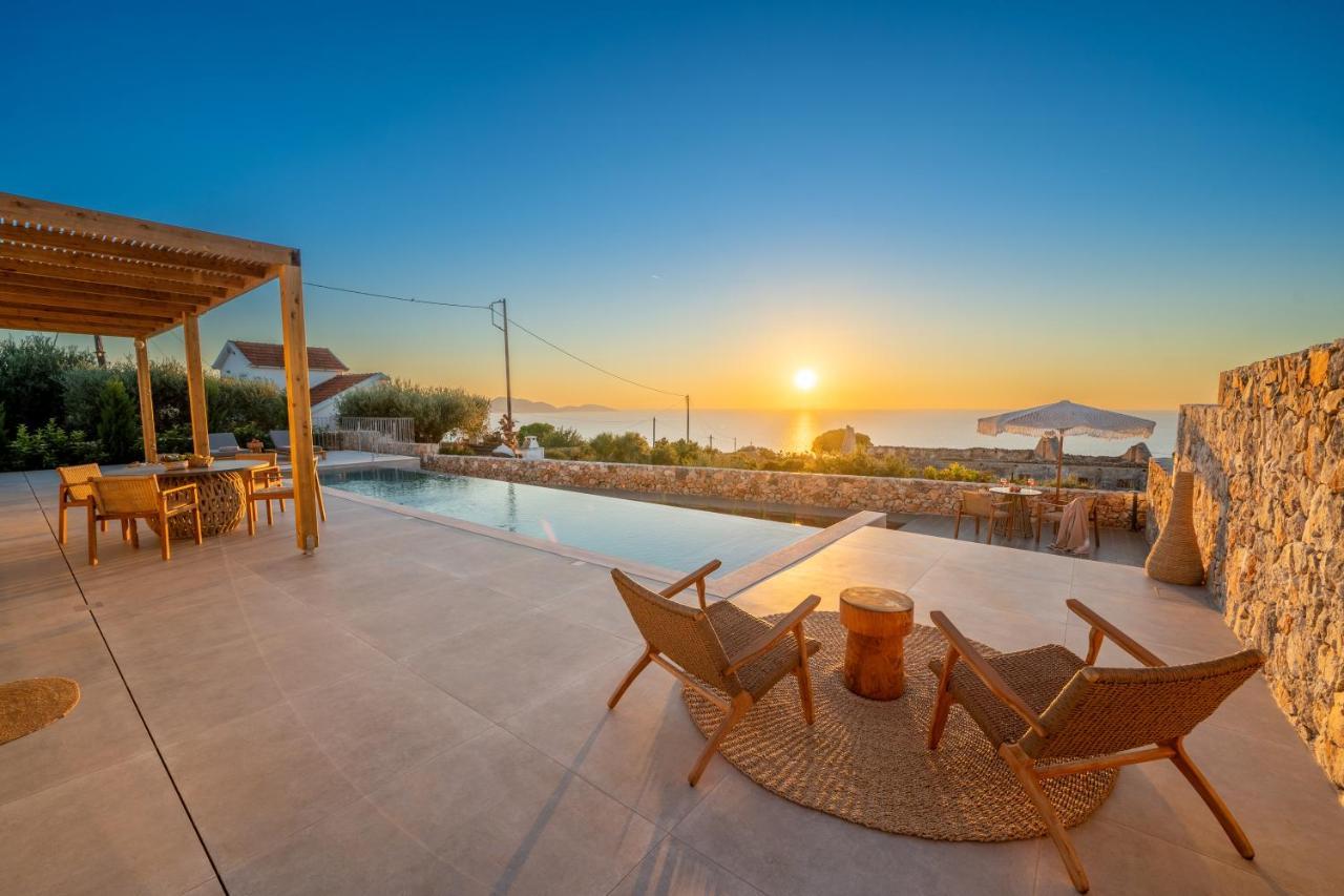 Summer Breeze Villa Tzamarelata Exterior foto